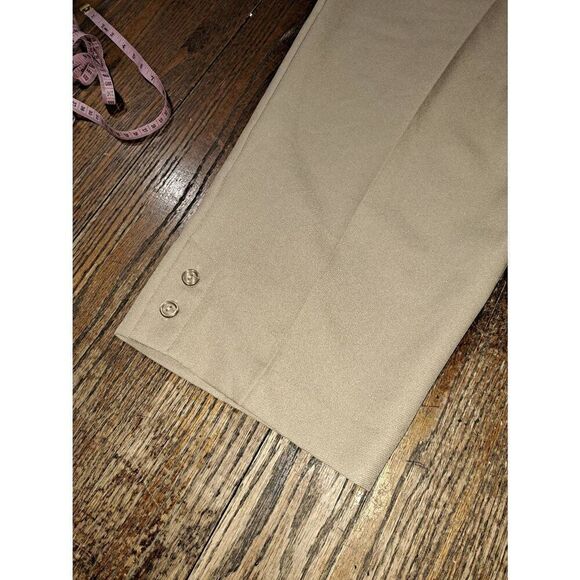 New Size 16 Alfred Dunner Tan Khaki Elastic Waist Pull On Capri Pants w Pockets - Picture 2 of 5